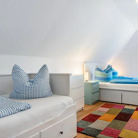 3 Apartment Groß Zicker